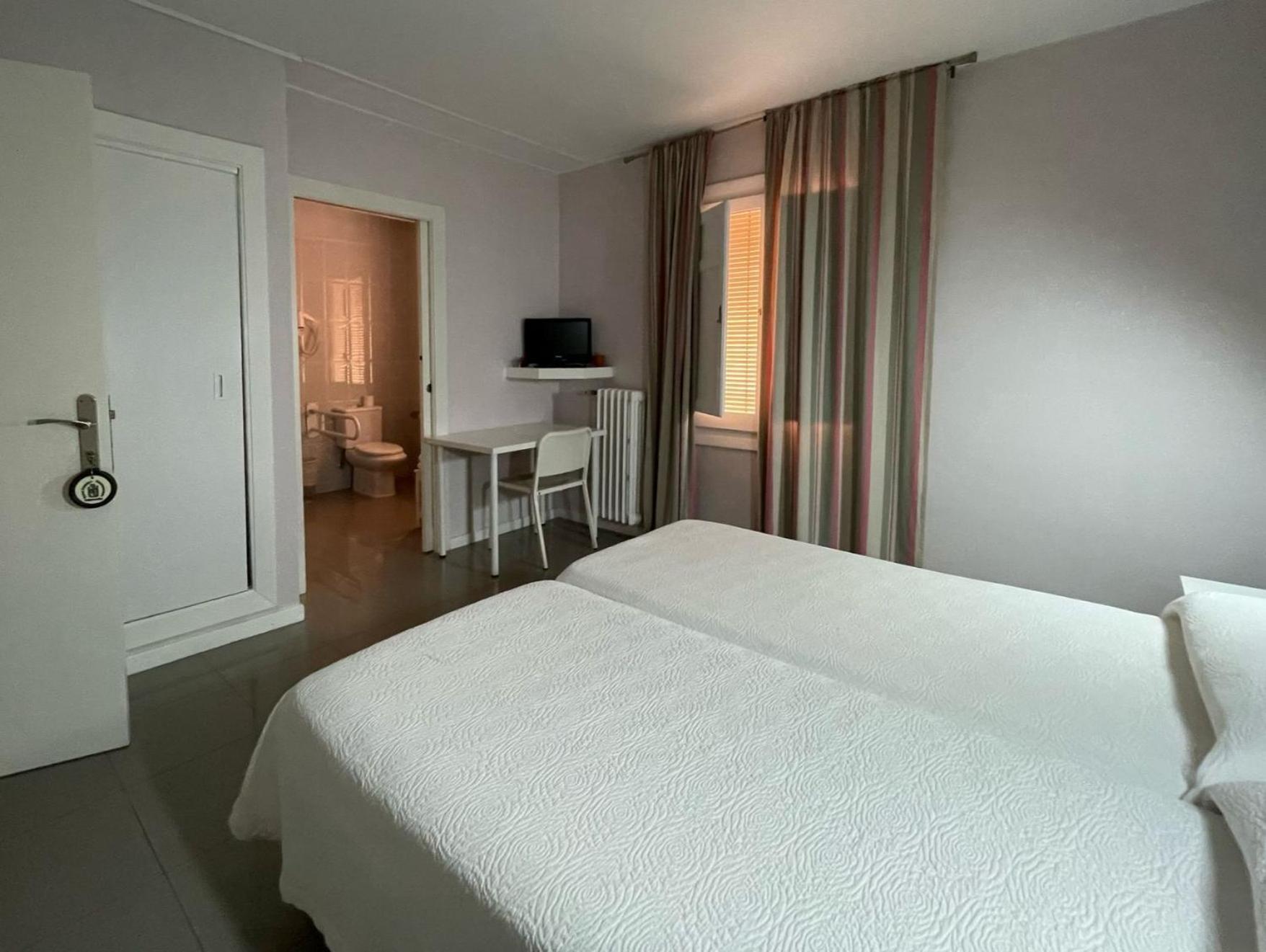 Hotel Fidalgo Calamocha Esterno foto